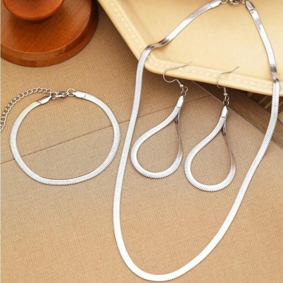 Sterling Silver Necklace Earrings Bracelet Set, Three piece Herringbone Set - Picture 2 of 7
